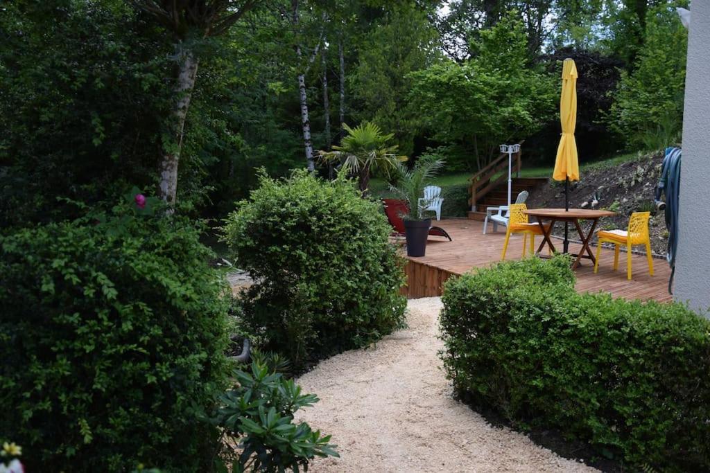 Gite Recent Au Calme Entre Champs Et Forets Perigord Vert Grand Brassac Dış mekan fotoğraf